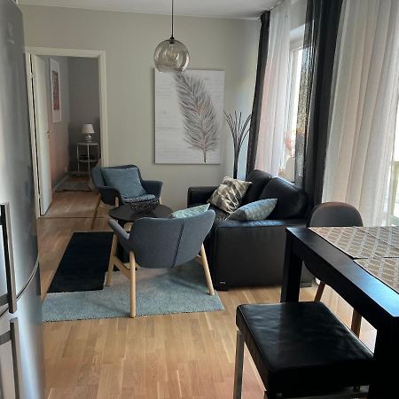 Haga 1 Bedroom Apartment Stockholm Bagian luar foto